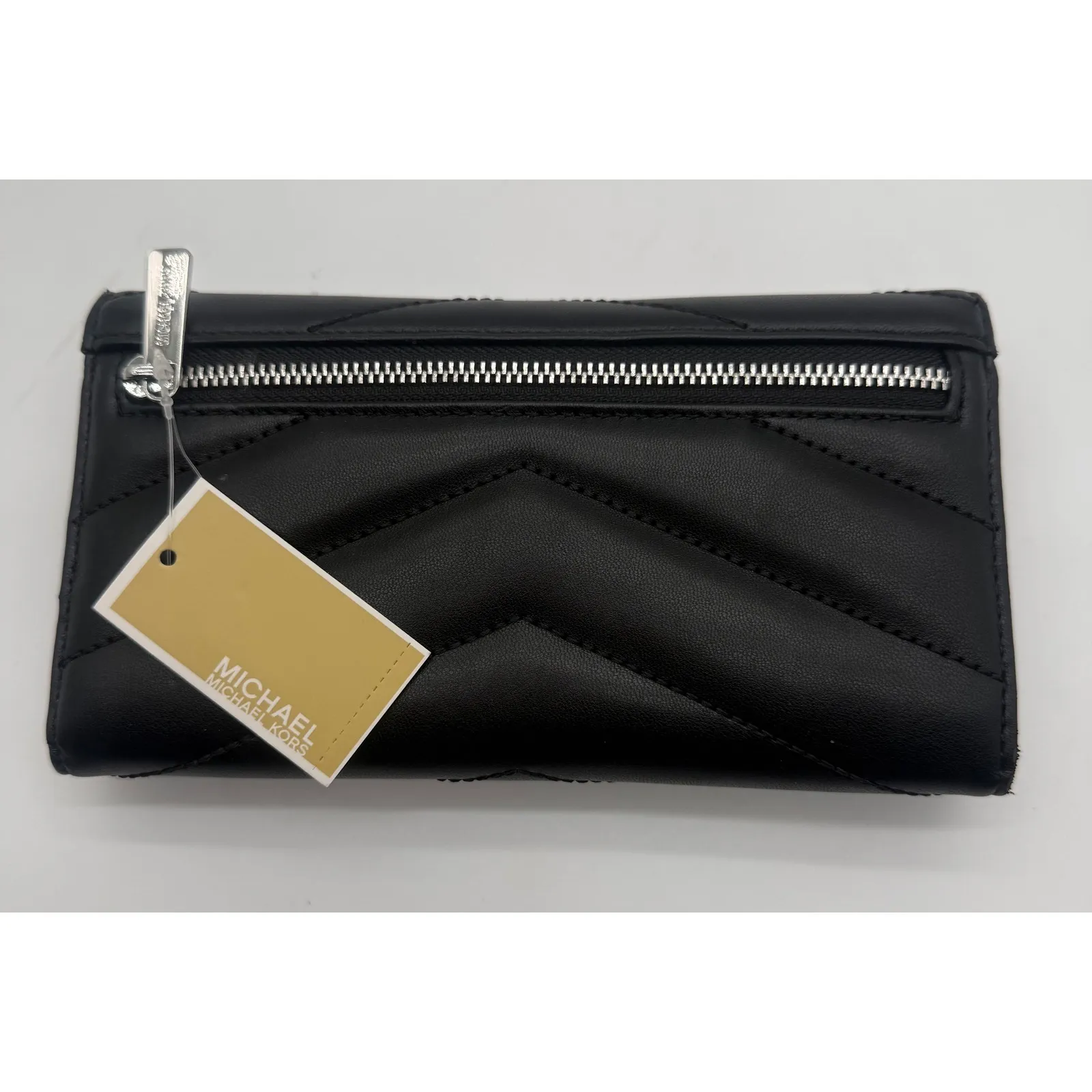 NWT Michael Kors Jet Set Travel Large Quilted Tri-Fold Wallet in Black $328 - Image 5
