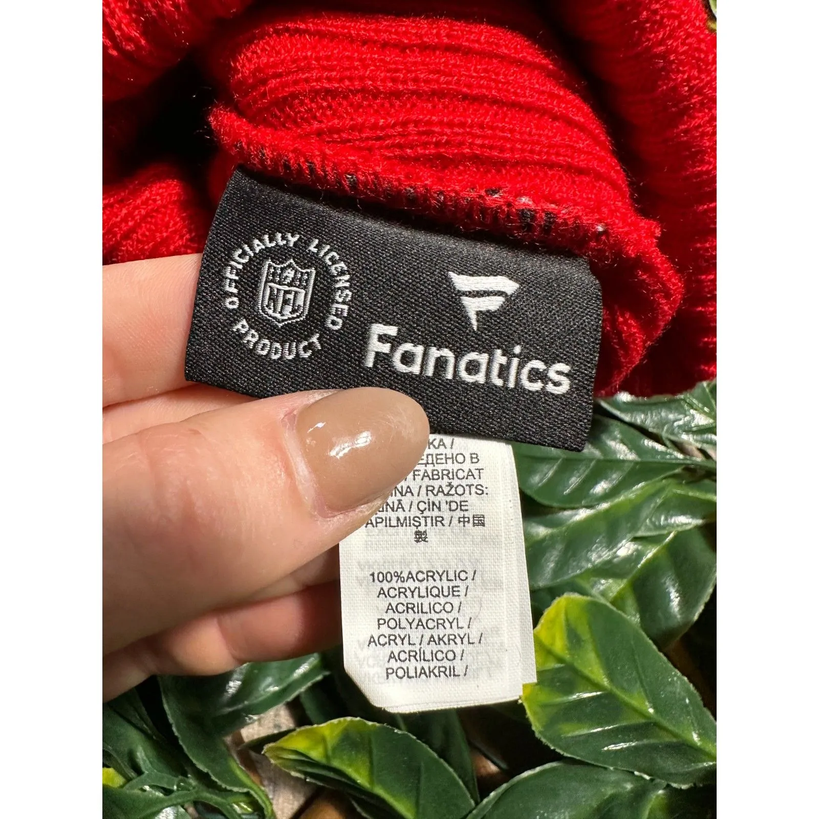 Fanatics Kansas City Chiefs Football Red Pom Pom Hat - Image 3