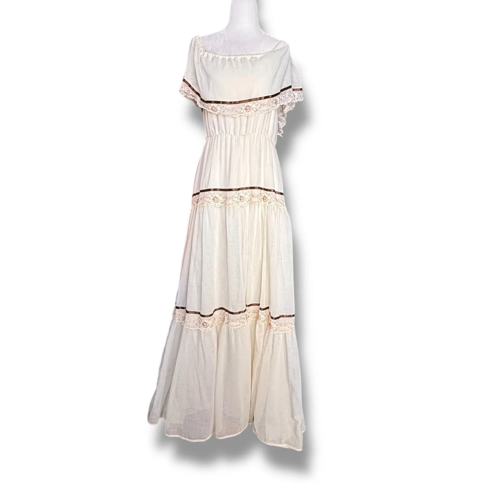 Vintage 70s Prairie Maxi Dress Brown Dark FloryLace Ribbon Trim Off Shoulder Size M - Image 2