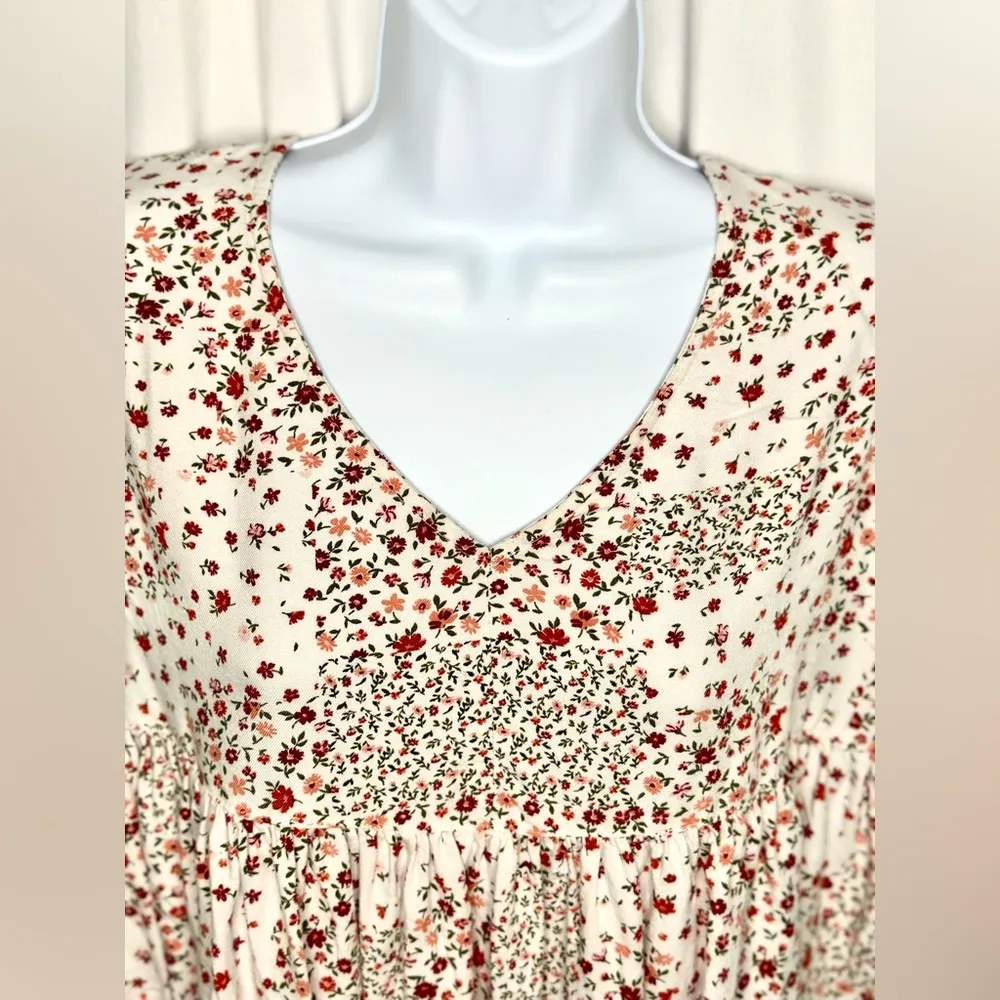 Arizona Jean Company White and Red Floral Blouse (827) - Image 5