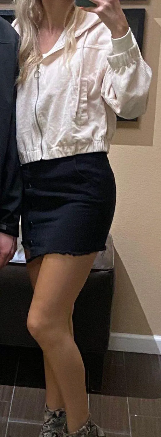 Forever 21 Cropped Jacket - Image 4