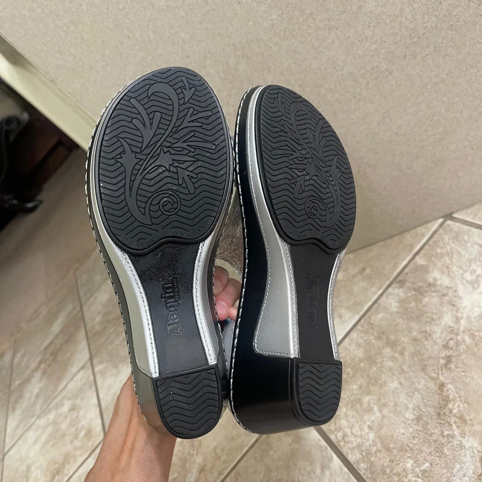 ALEGRIA Lara Pretty Baby Leather Wedge Sandals Womens Size 37 EU 7  NWOB - Image 4