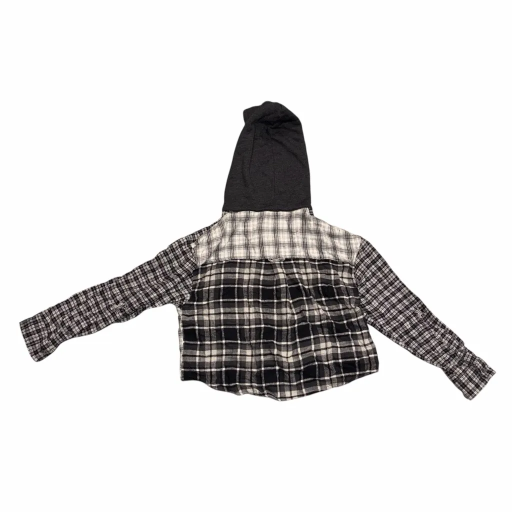 NEW AEO Black & White Cozy Cabin Flannel Hoodie Button Down Shirt size Medium - Image 8