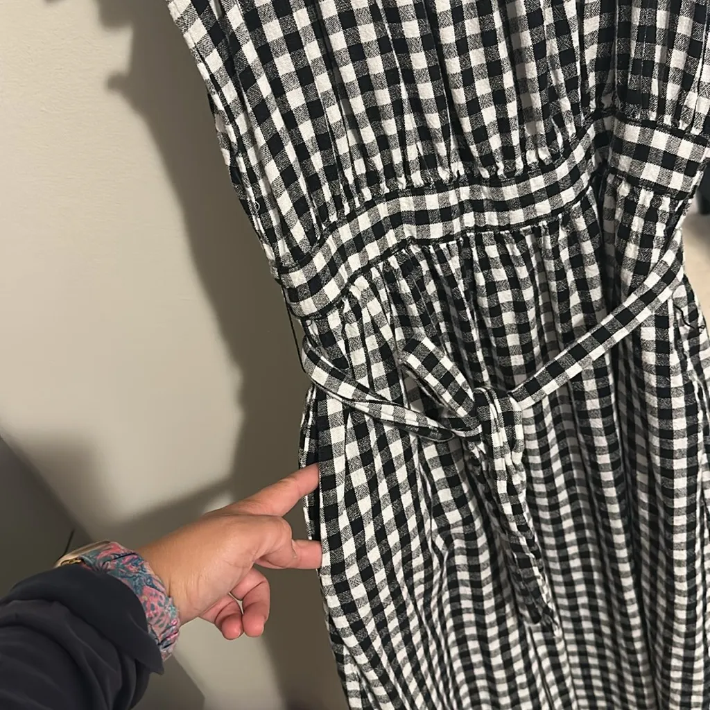 Who What Wear Women's Size Medium Puff Short Sleeved Black & White Plaid Dress M - Image 7