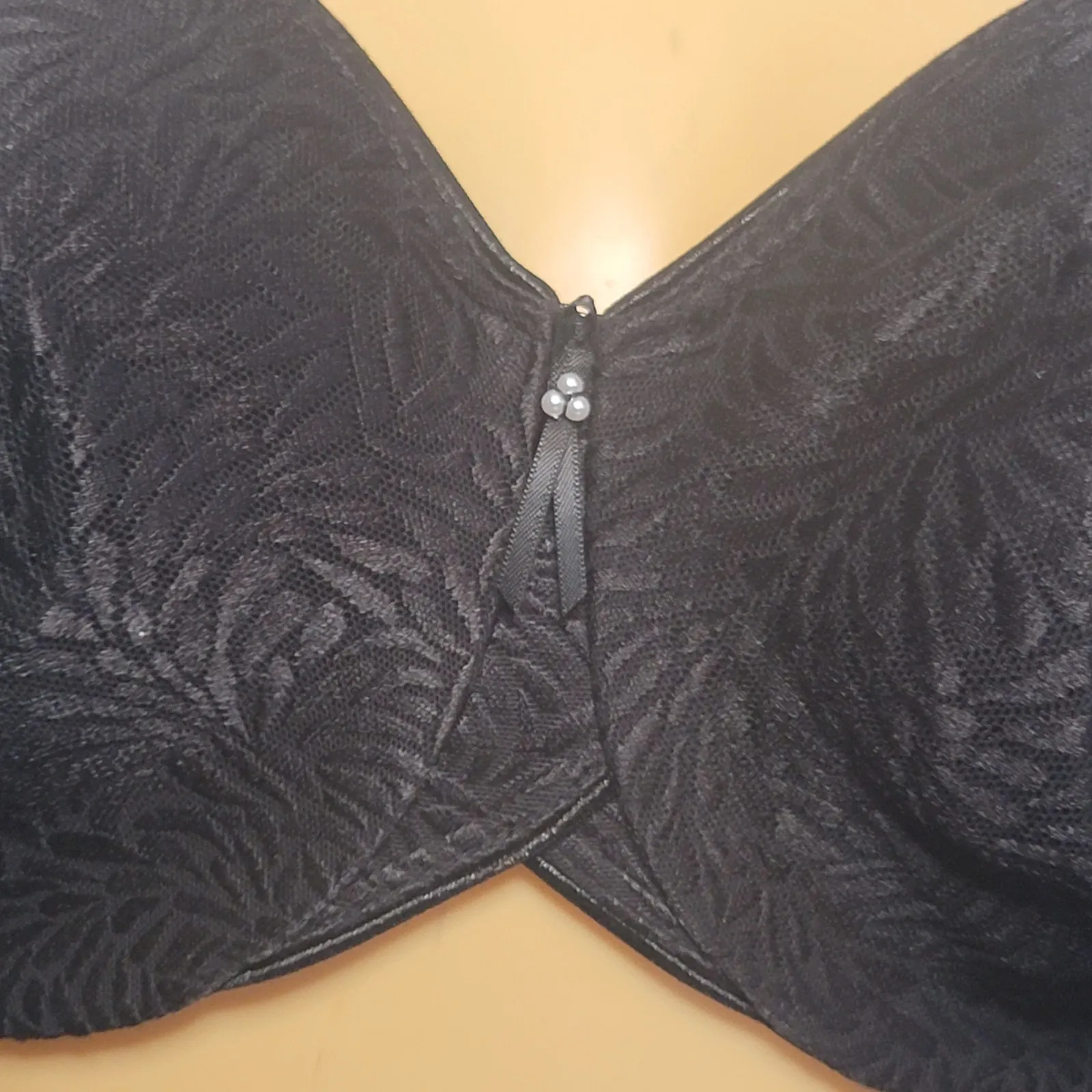 Wacoal  855367 Jacquard Underwire Bra Black 32DD - Image 3