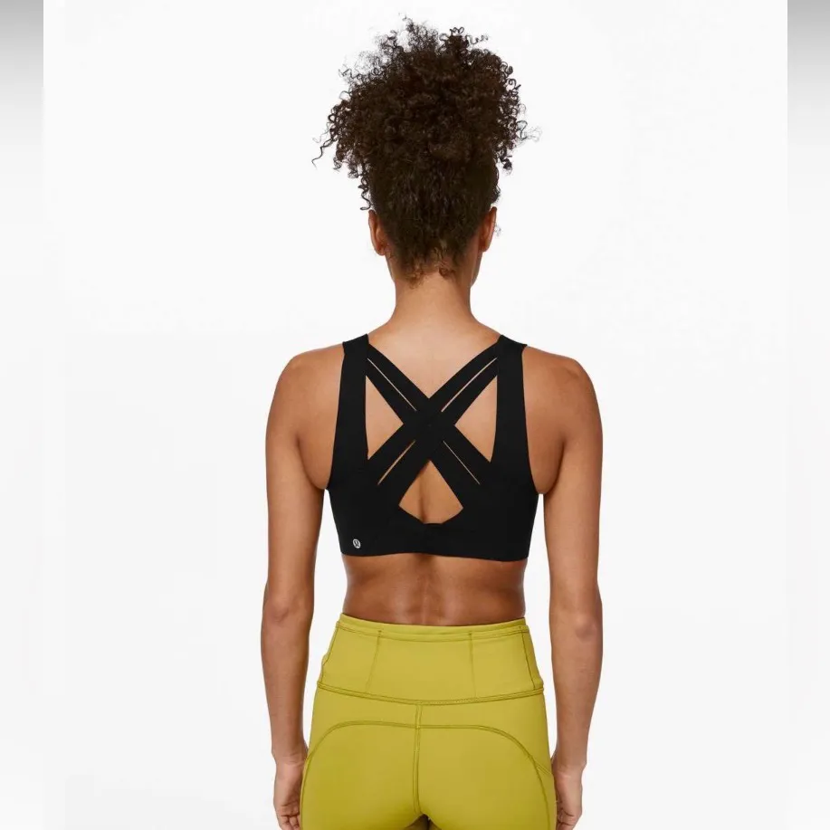 Lululemon Enlite Bra Weave Size 32D Black Wireless Supportive Full Coverage - Image 2