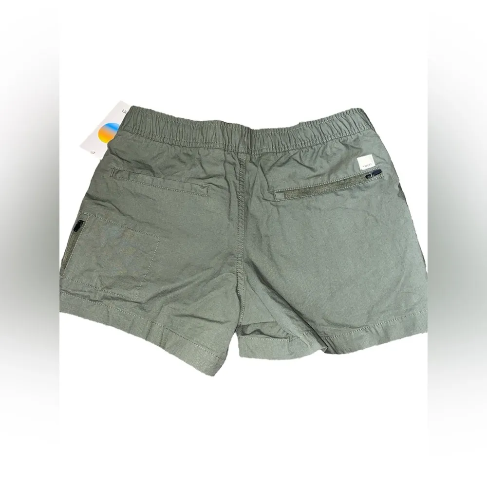 Vuori The Rise/The Shine women’s shorts xsmall sage green - Image 2