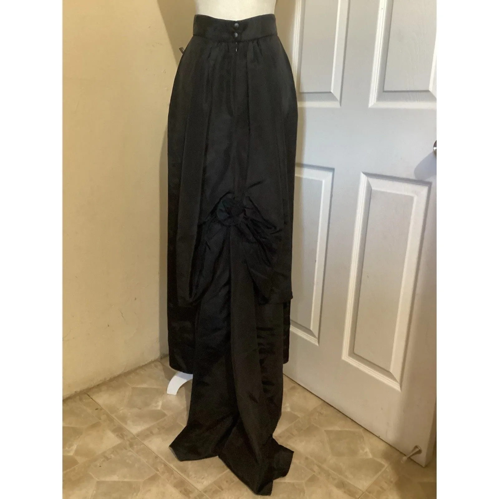 Vintage Jessica McClintock Gunne Sax Black Long Skirt Rosette on Back 4 - Image 3