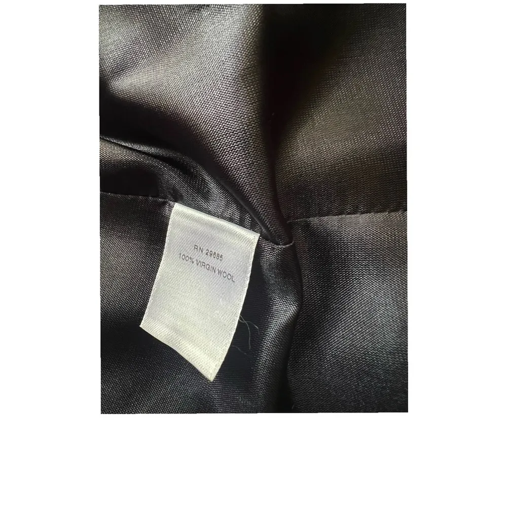 Pendleton 100% Virgin Wool Button front Blazer. Size 10 - Image 8