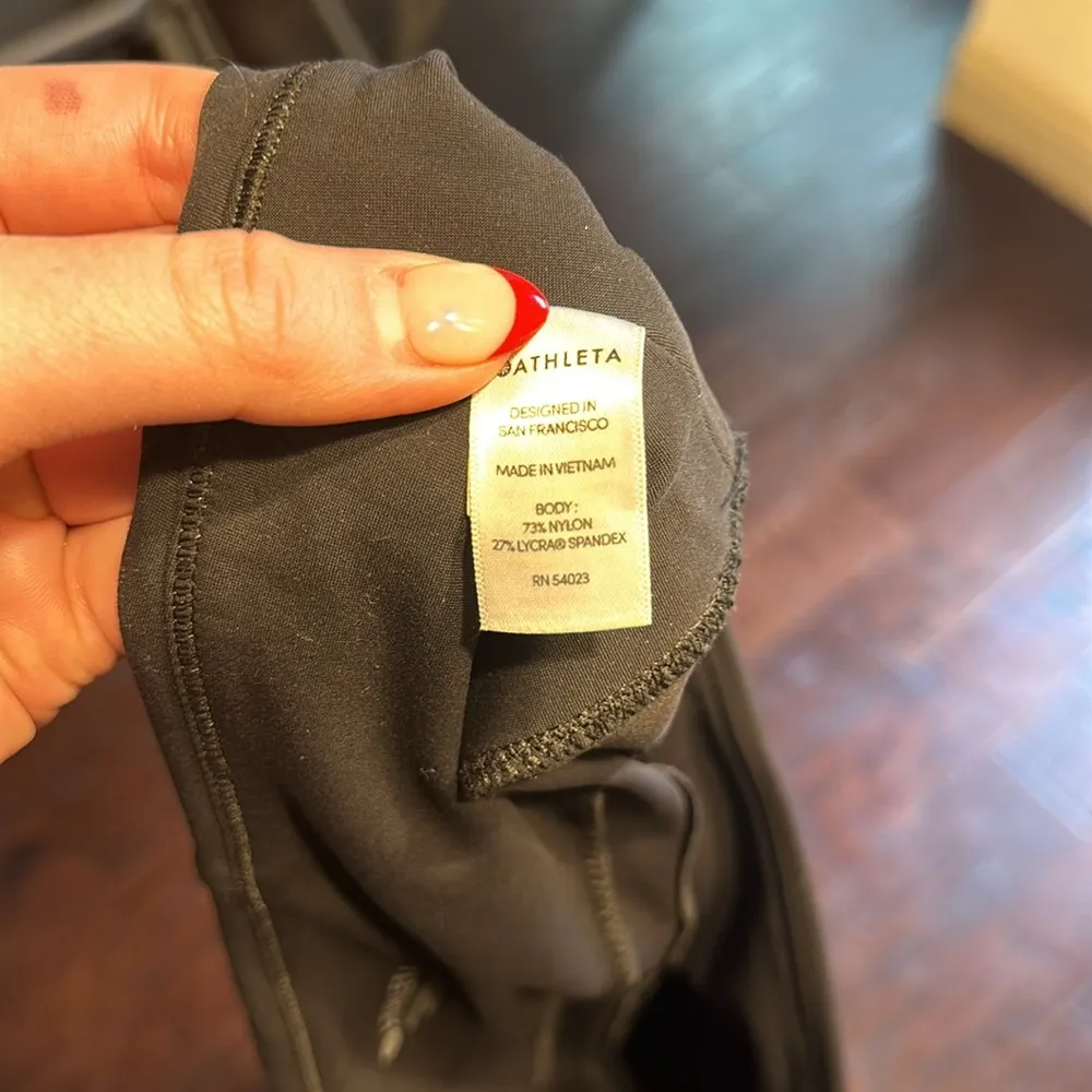 Athleta Stellar Tight Leggings Medium - Image 9
