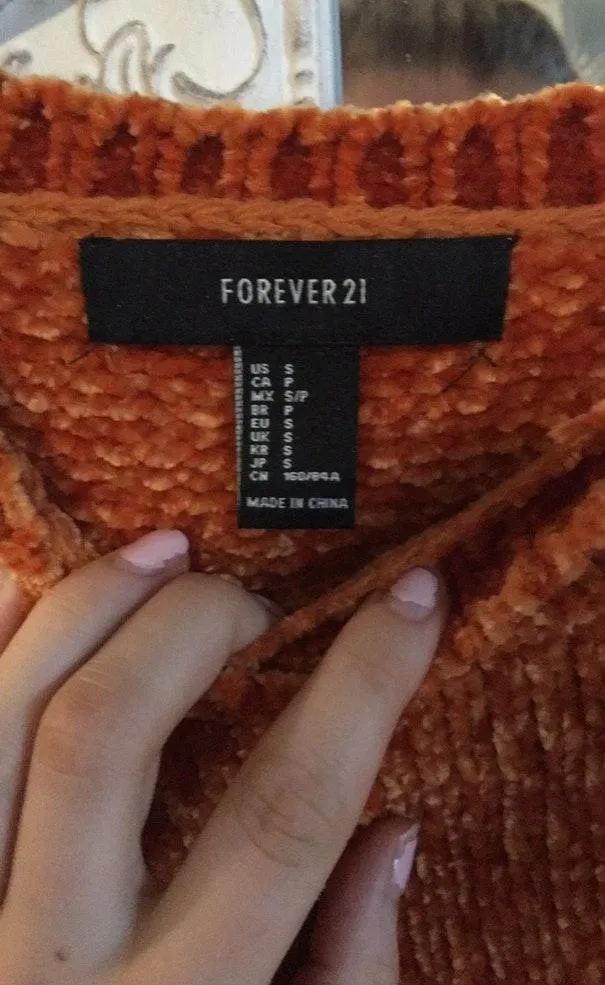Forever 21 Orange Cropped Sweater - Image 3
