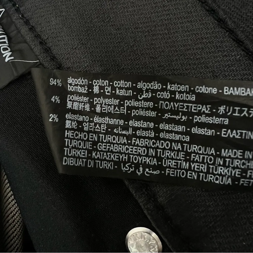 NWT Zara 90s Coated Skinny Jeans - Image 5