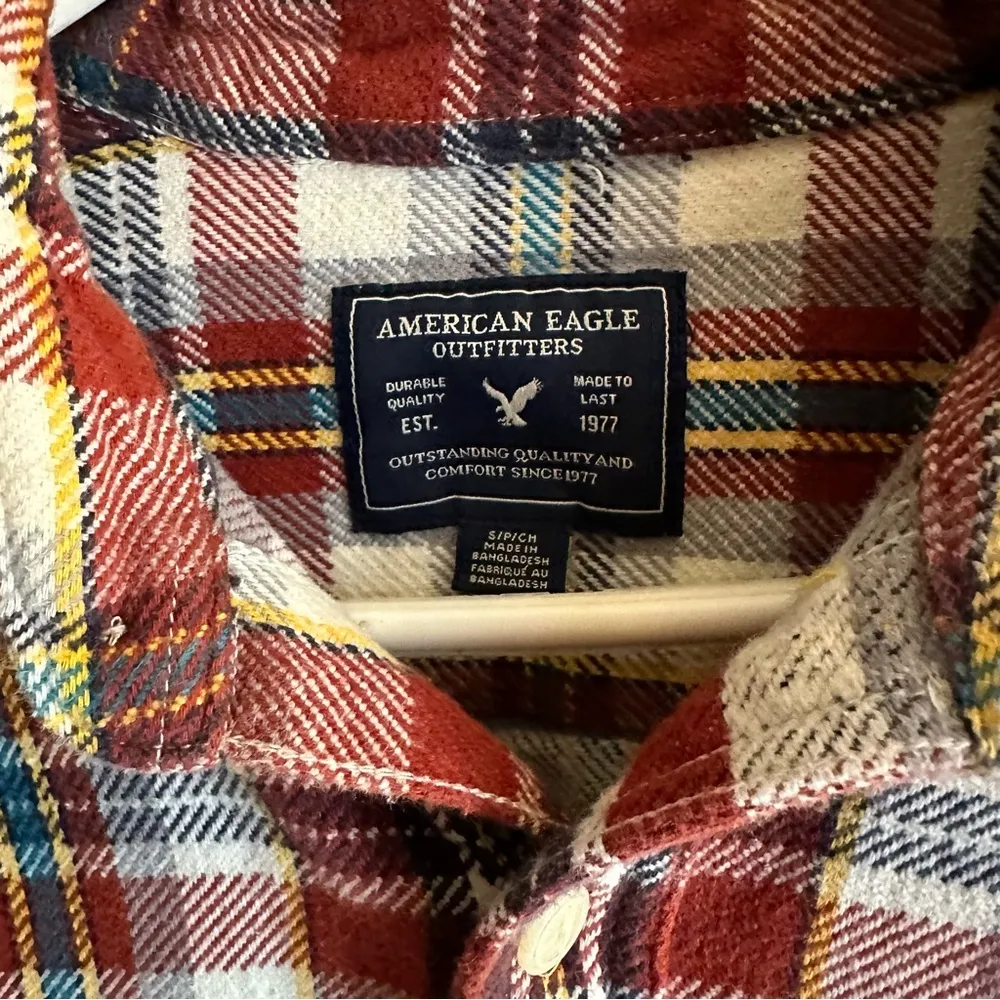 AMERICAN EAGLE WOMEN'S FLANNEL SHIRT RED PLAID VINTAGE BOYFRIEND BUTTON UP SZ SM - Image 6
