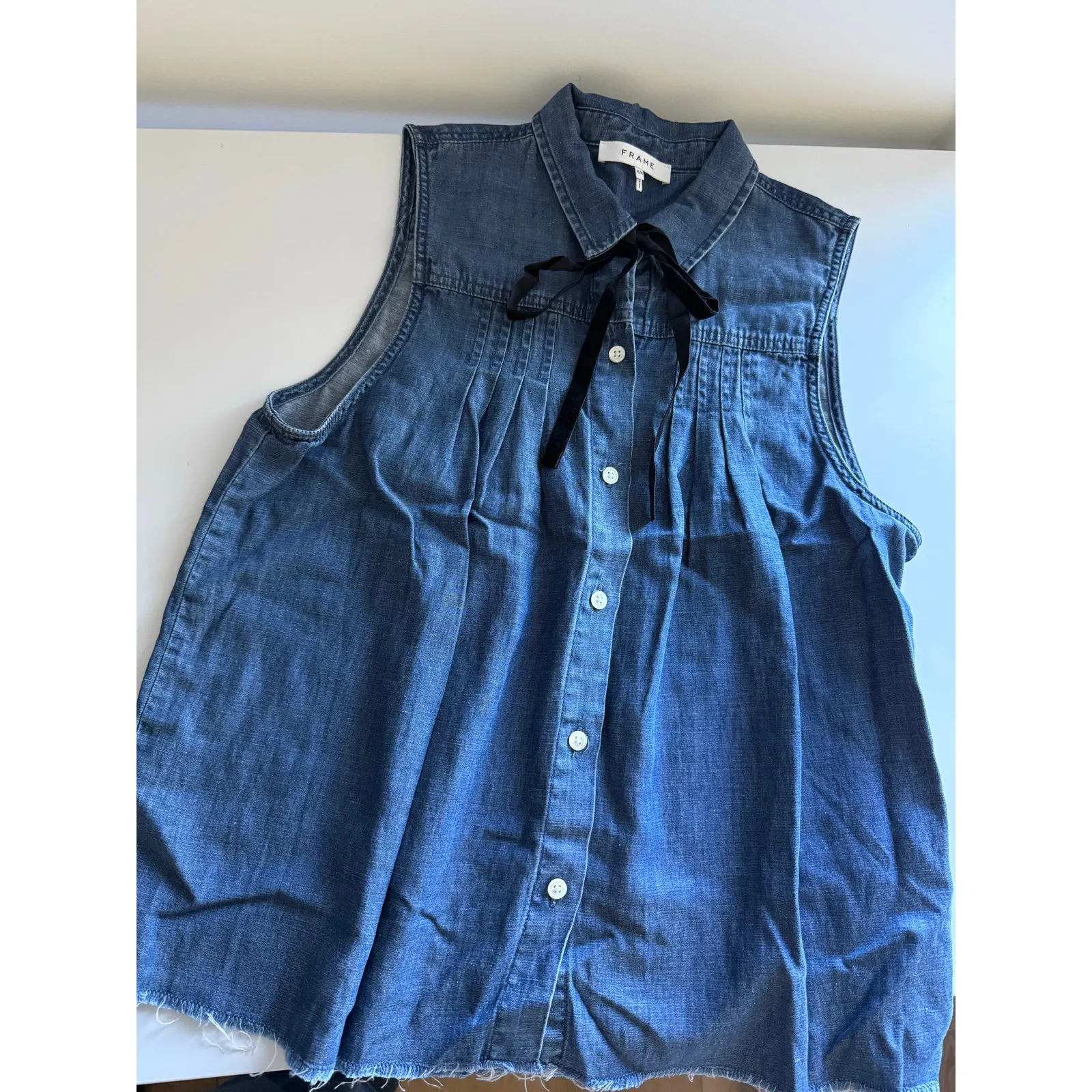 $235 New Frame Tie Neck Denim Sleeveless Shirt - Tencel Cotton Linen - Medium - Image 3