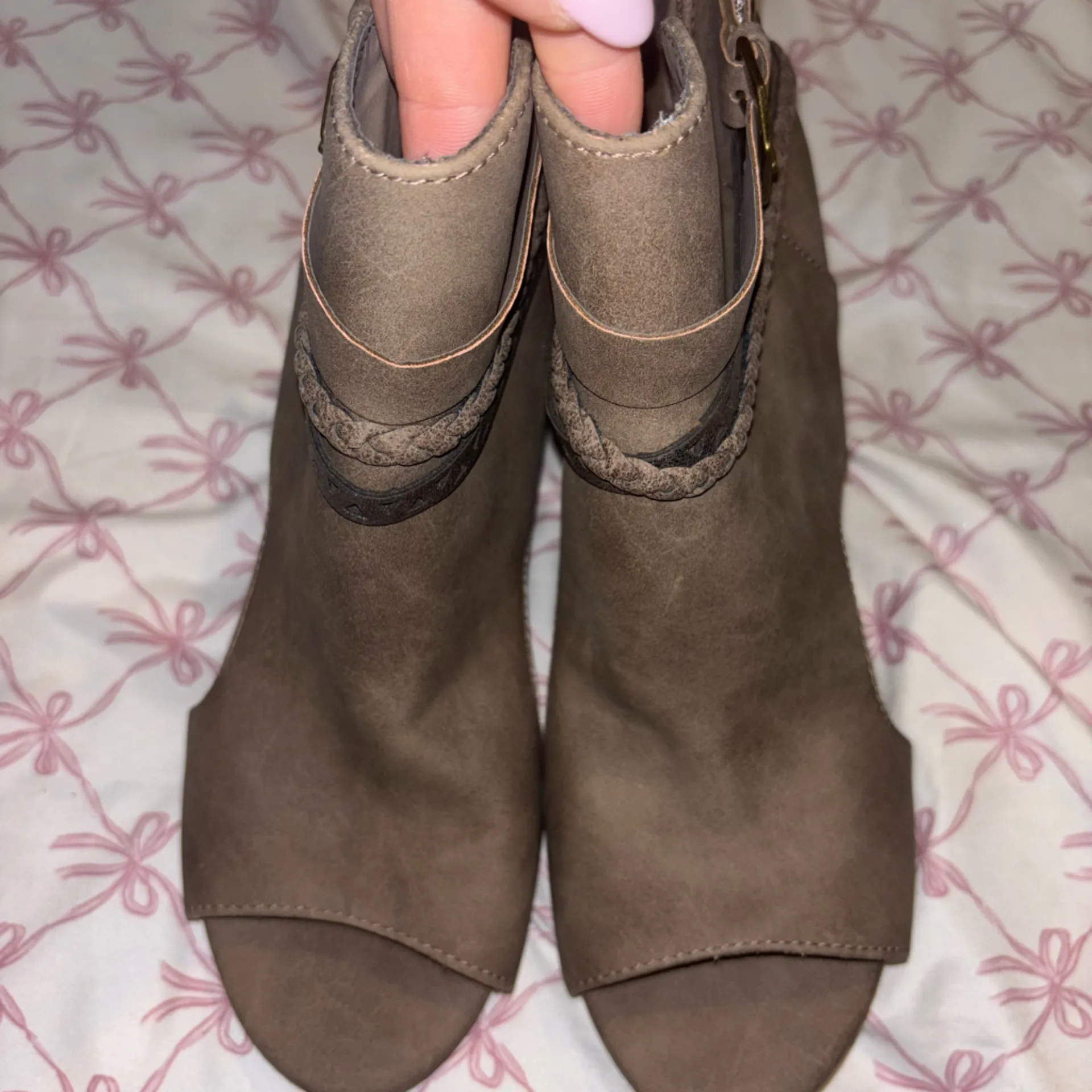 Maurices Brown Women's Oped Toe Heel Boots size 10 - Image 5