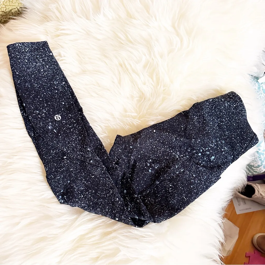 Lululemon Lead The‎ Pack Galaxy Leggings Sz 4 - Image 4