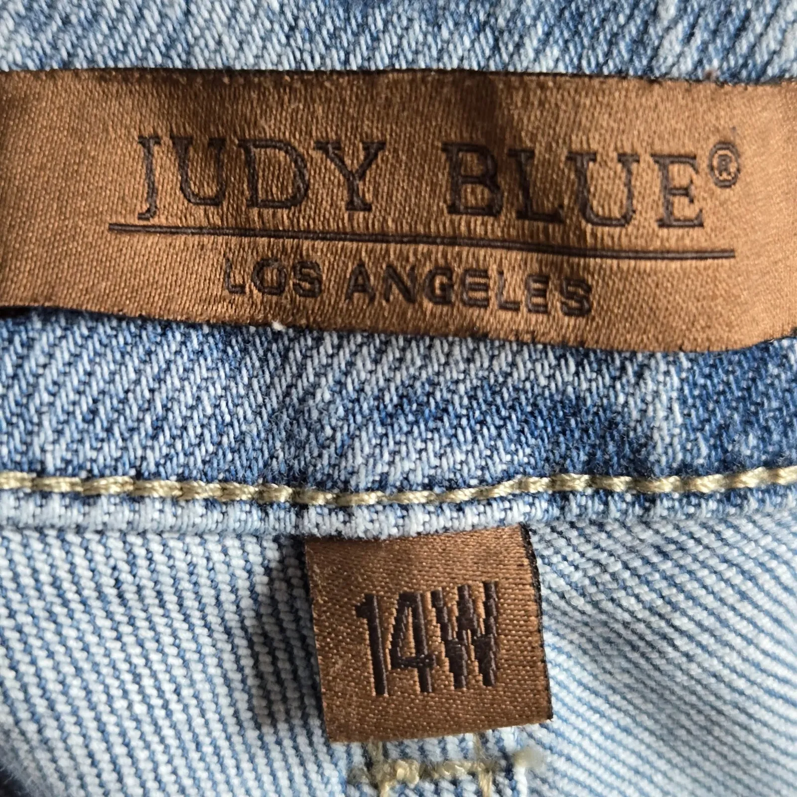 Judy Blue Allison High Rise Front Yoke Retro Wide Fit Jean Size 14W - Image 3