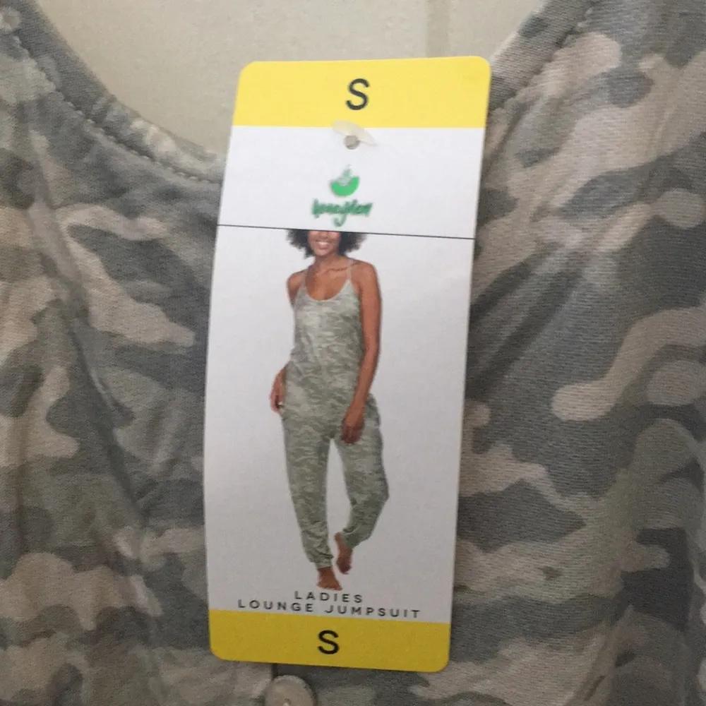 FINAL MARKDOWN NWT honeydew Grey Camo Lounge Jumpsuit (S) - Image 6