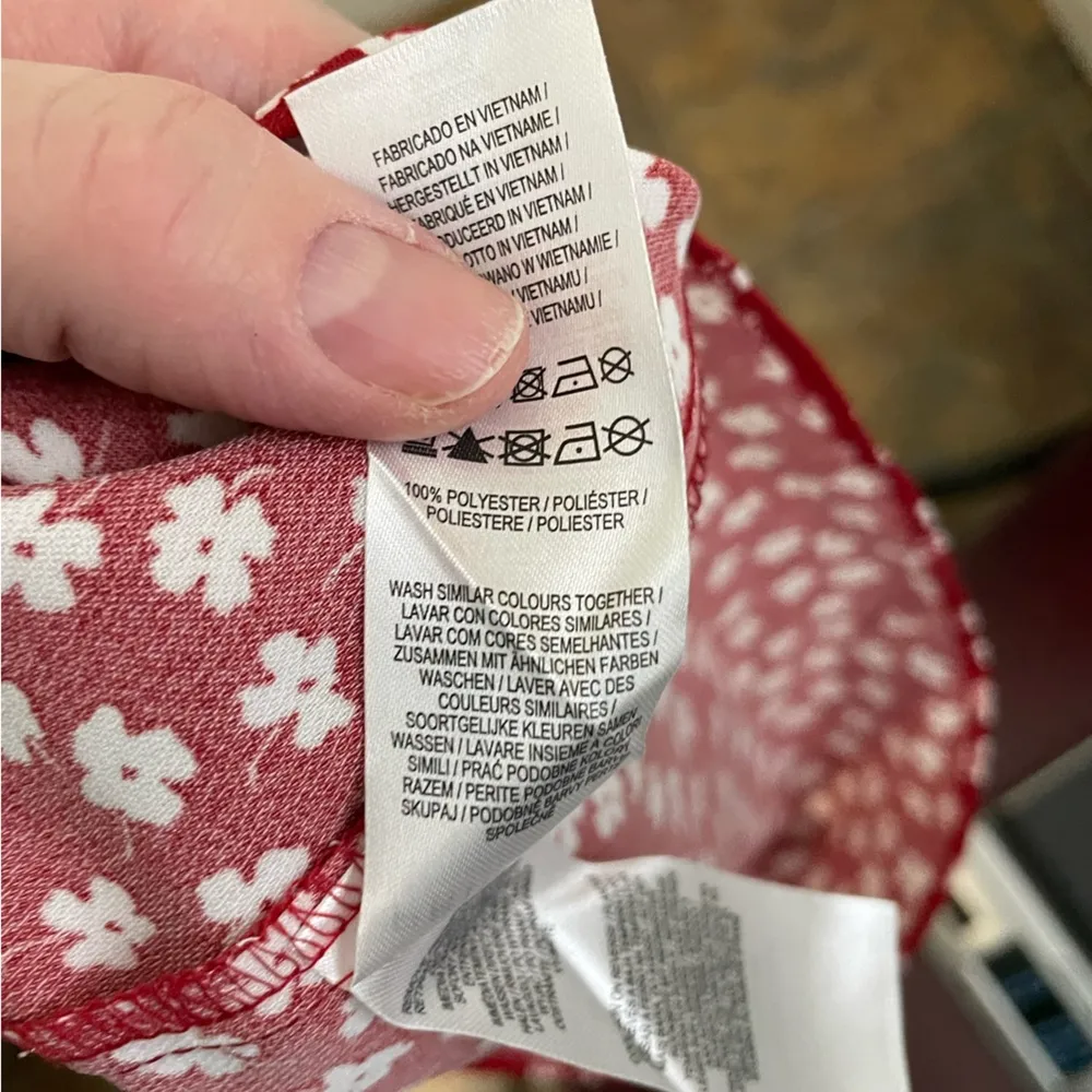 Primark red Floral blouse with front tie‎ size 4 - Image 8