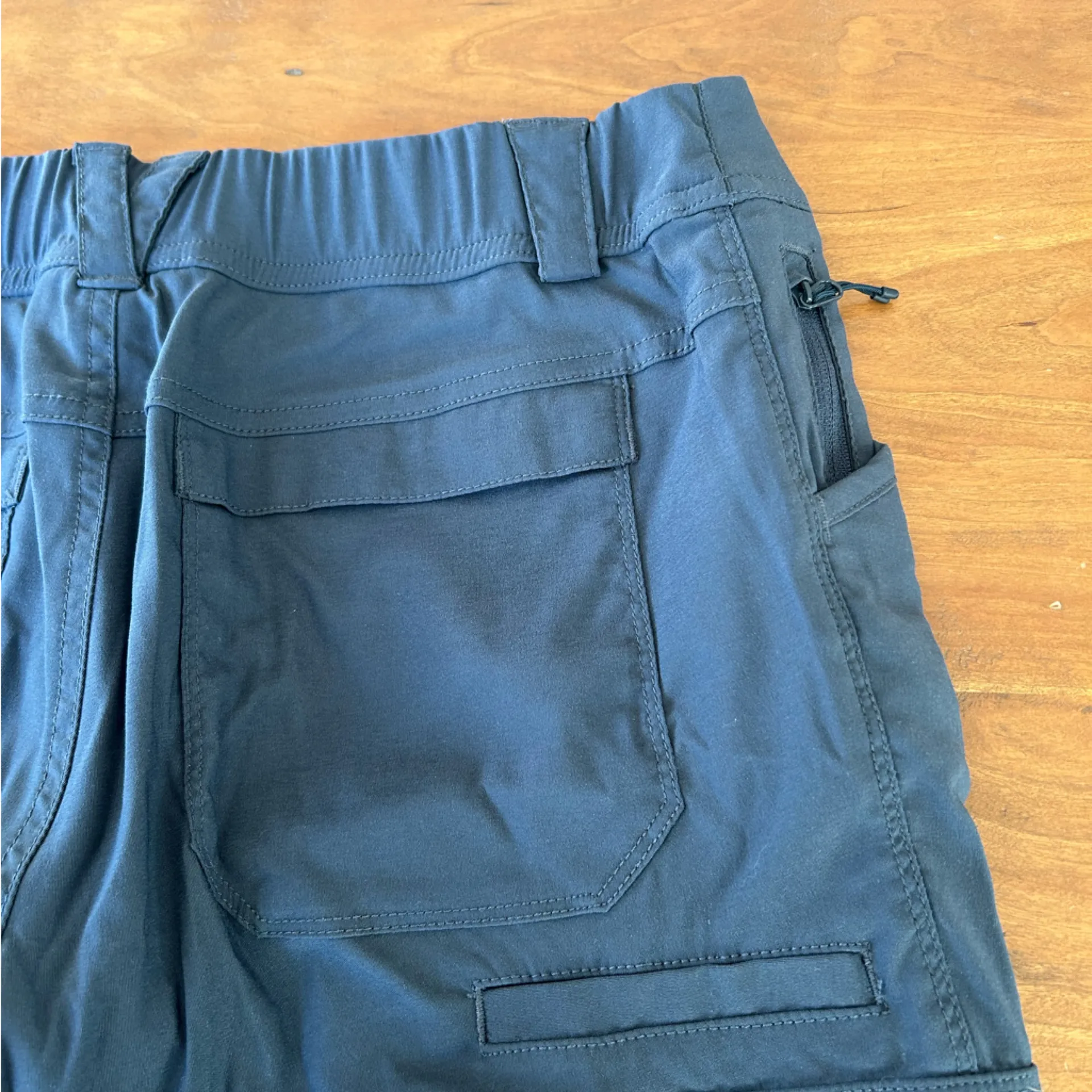 Duluth & Trading Co dry on the fly shorts 7 inch inseam blue size 4 hiking - Image 9