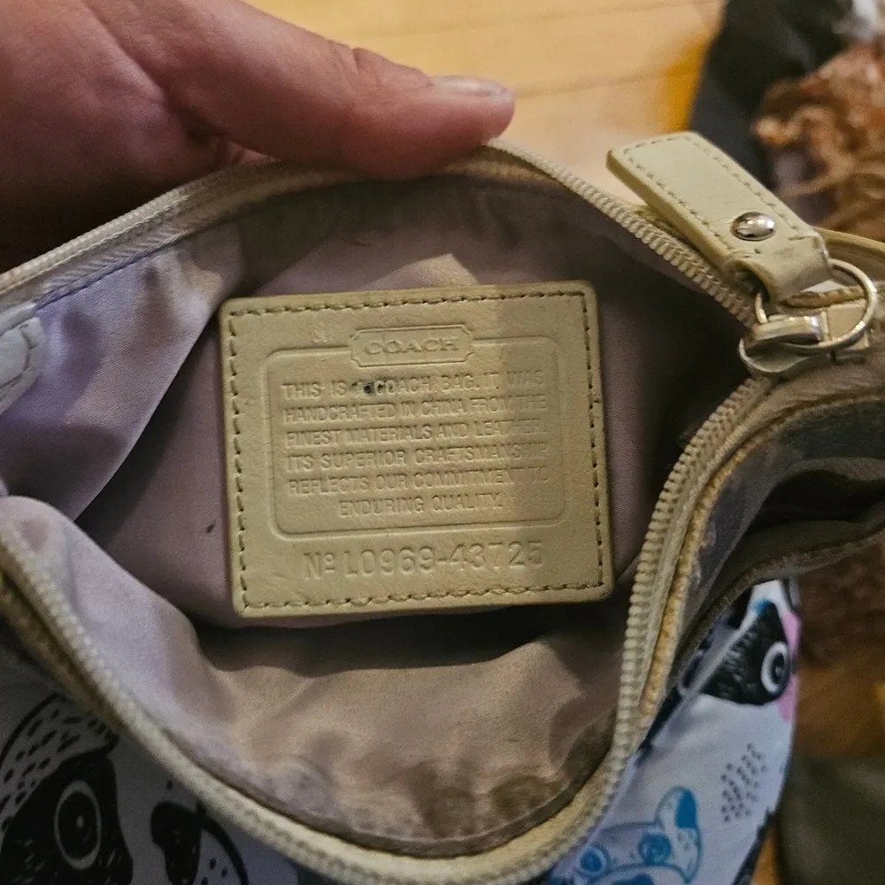 Coach Signature‎ Multicolor Circle Print Crossbody Bag + FREE Bag Charm 🎁 - Image 7