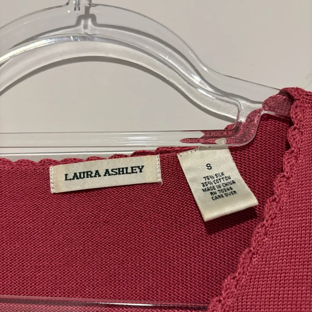 Laura Ashley silk lace crochet v neck tank top pink red small - Image 4