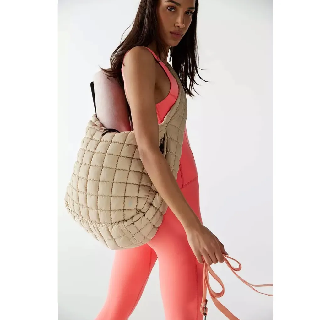 FREE PEOPLE Elegant Cream Quilted Shoulder Bag - Image 2