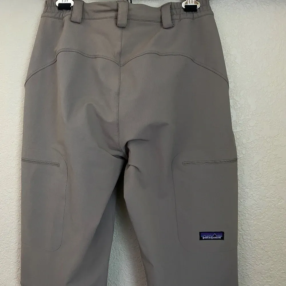 Patagonia Womens Ski hiking Pants Size 8 beige khaki green with‎ suspenders - Image 5