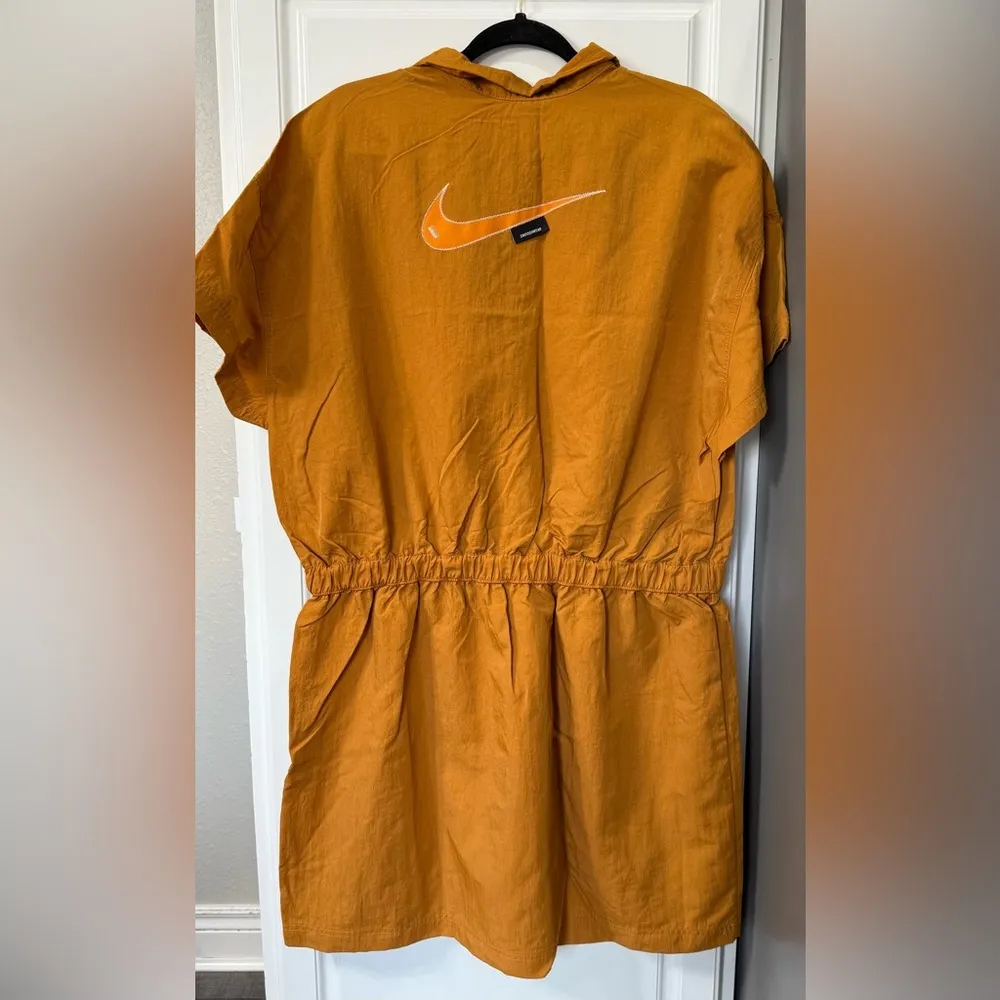 NEW! NIKE WOMENS SPORTSWEAR SWOOSH WOVEN DRESS 1/4 ZIP - Image 2