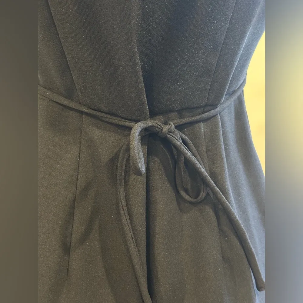 Motherhood Black Shorts Sleeves & Shoulder Pads. Dress. Tie In Back. Sz M. - Image 8