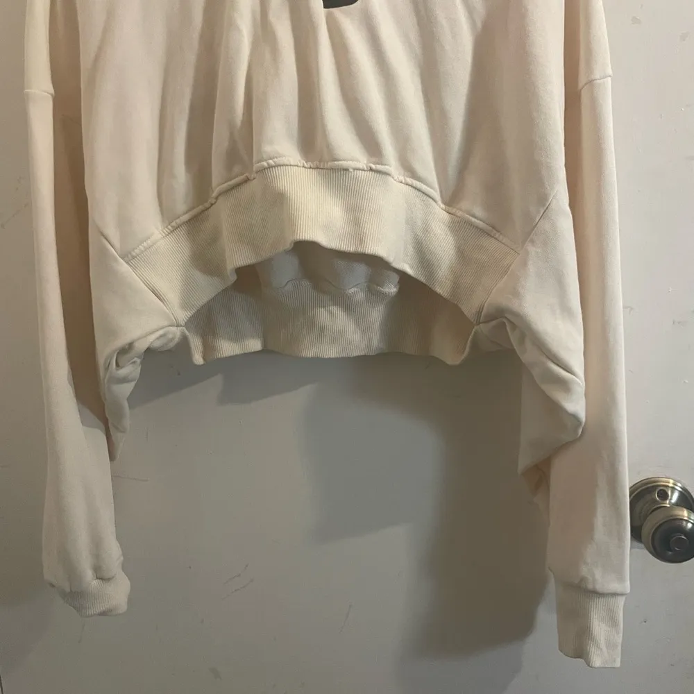 Alexander Wang Cream Cropped Hoodie - Image 3