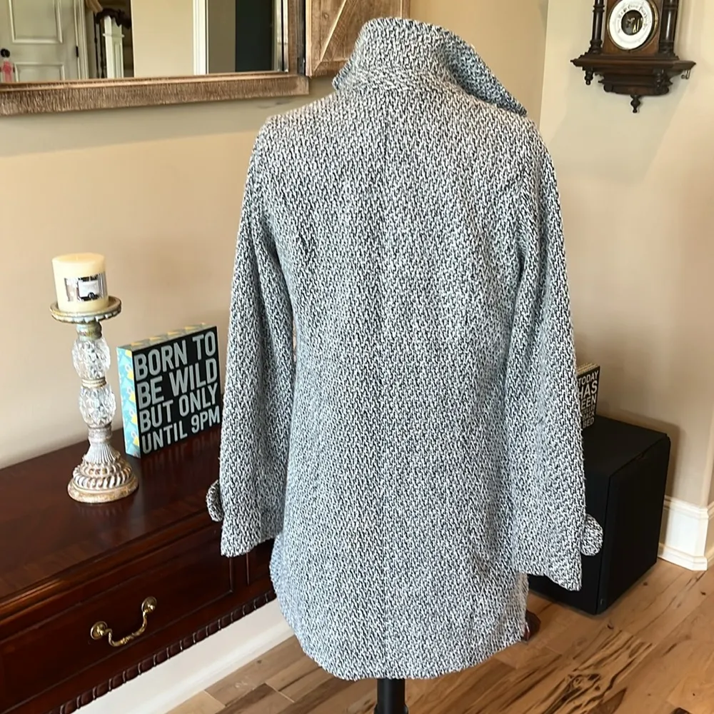 Black White Textured Coat - Image 10