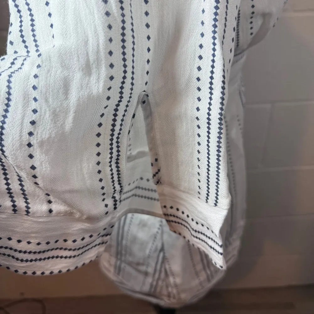 After Market White and Blue Plunge Neck Backless Mini Dress Size Small - Image 4