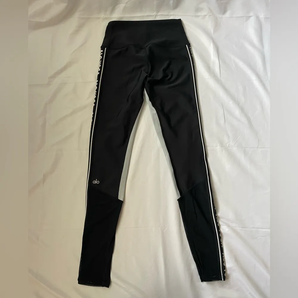 ALO Yoga High Waist Logo Black Leggings With Mesh Bottoms - Image 6