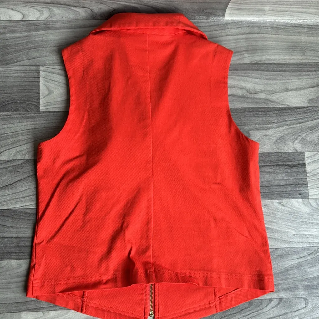 Attyre Women's Vibrant Orange Vest Size M - Image 4
