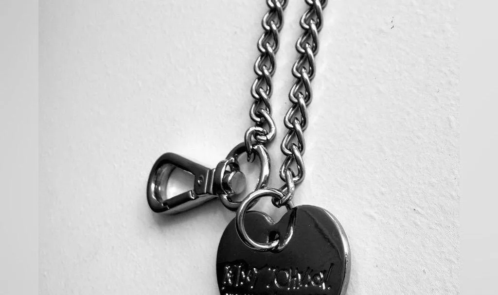 Betsy Johnson Silver Heart Keychain/Charm - Image 6