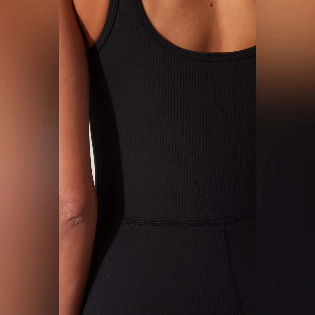 YOGALICIOUS LUX Illusion rib Scarlett FLARE Jumpsuit Size Medium - Image 9