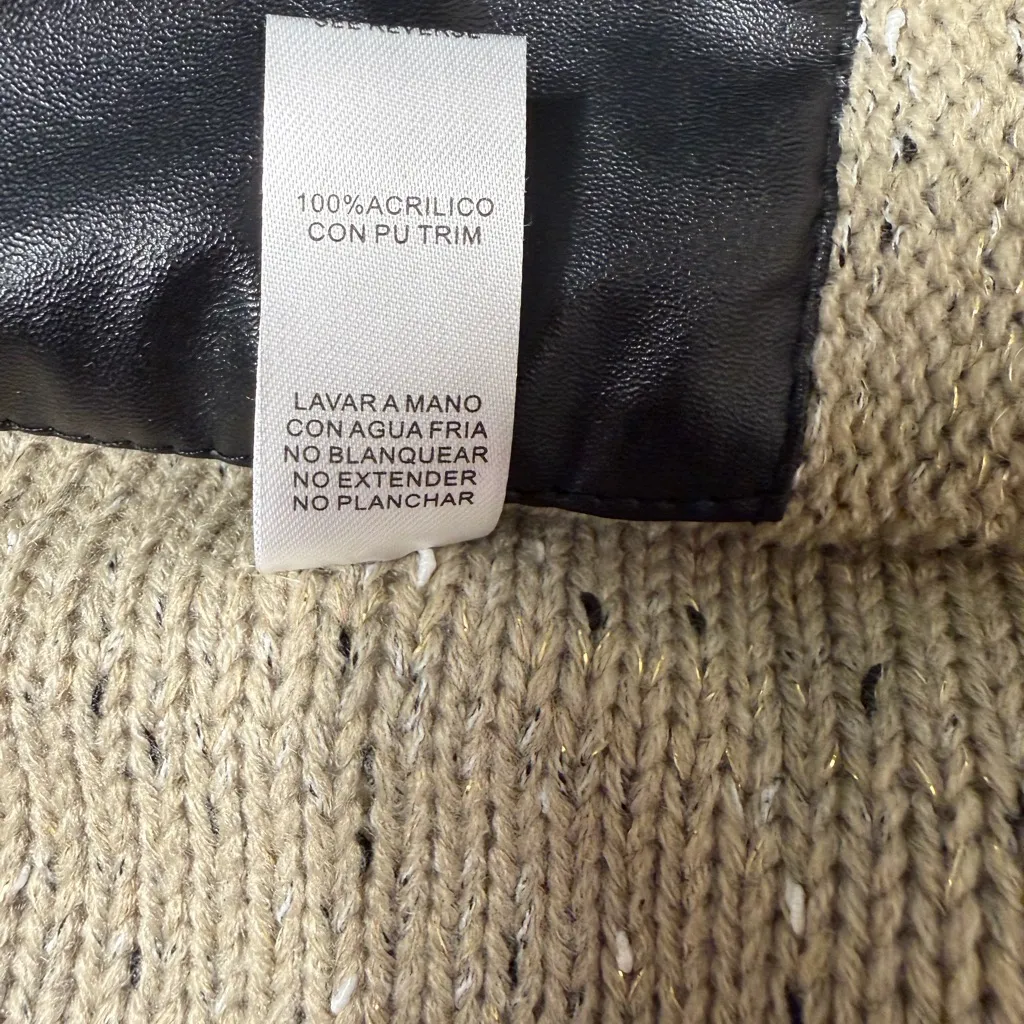 YAIRA Taupe Knit Open - Image 5