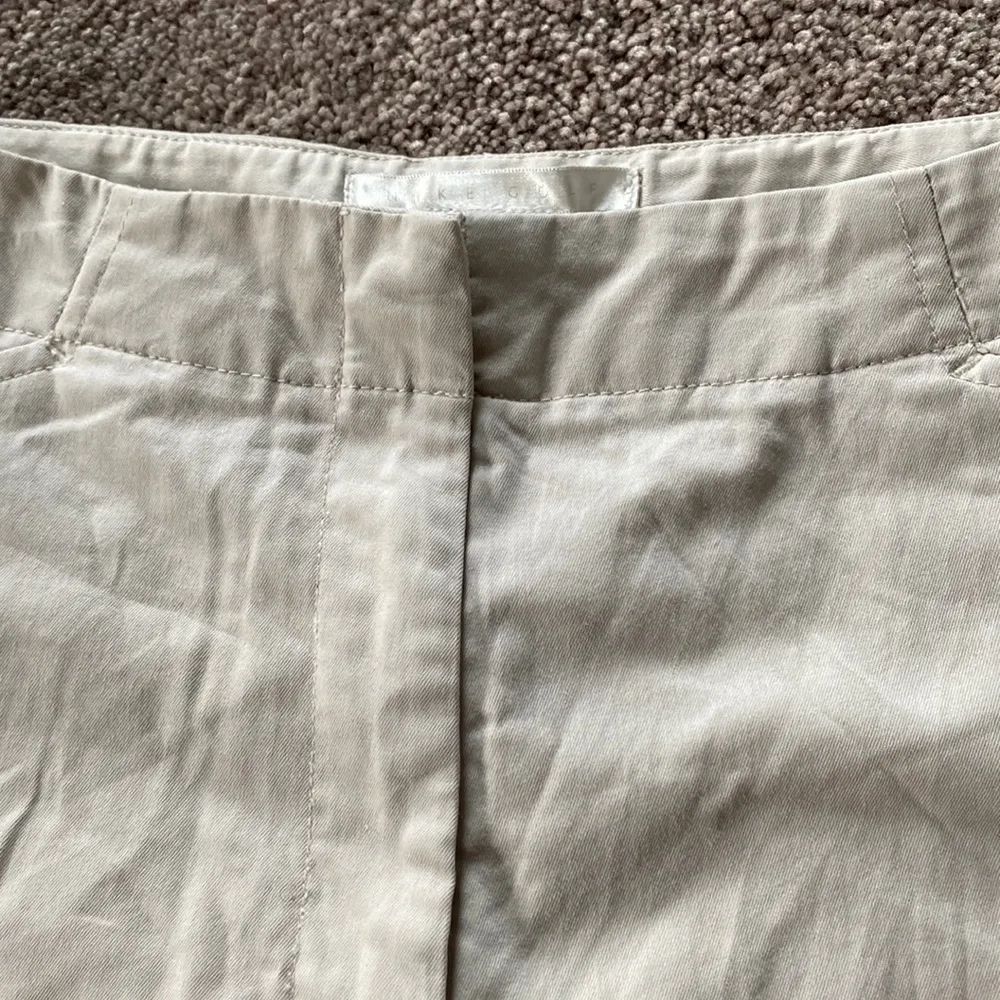 Nike Golf Shorts SIZE 4 - Image 2