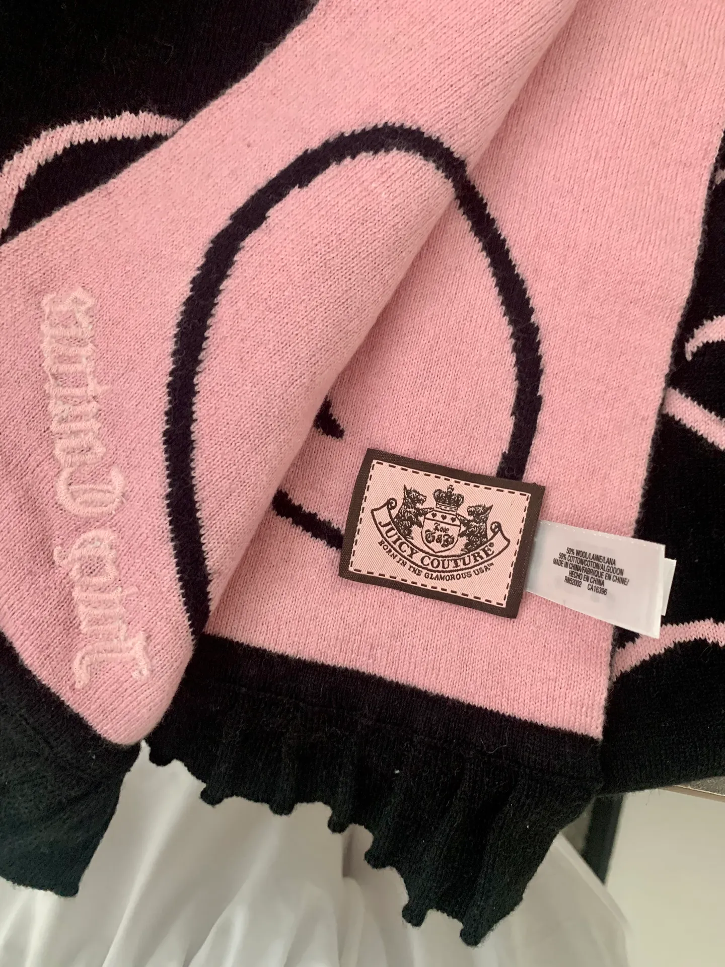 Juicy Couture Scarf & Hat Set - Image 7