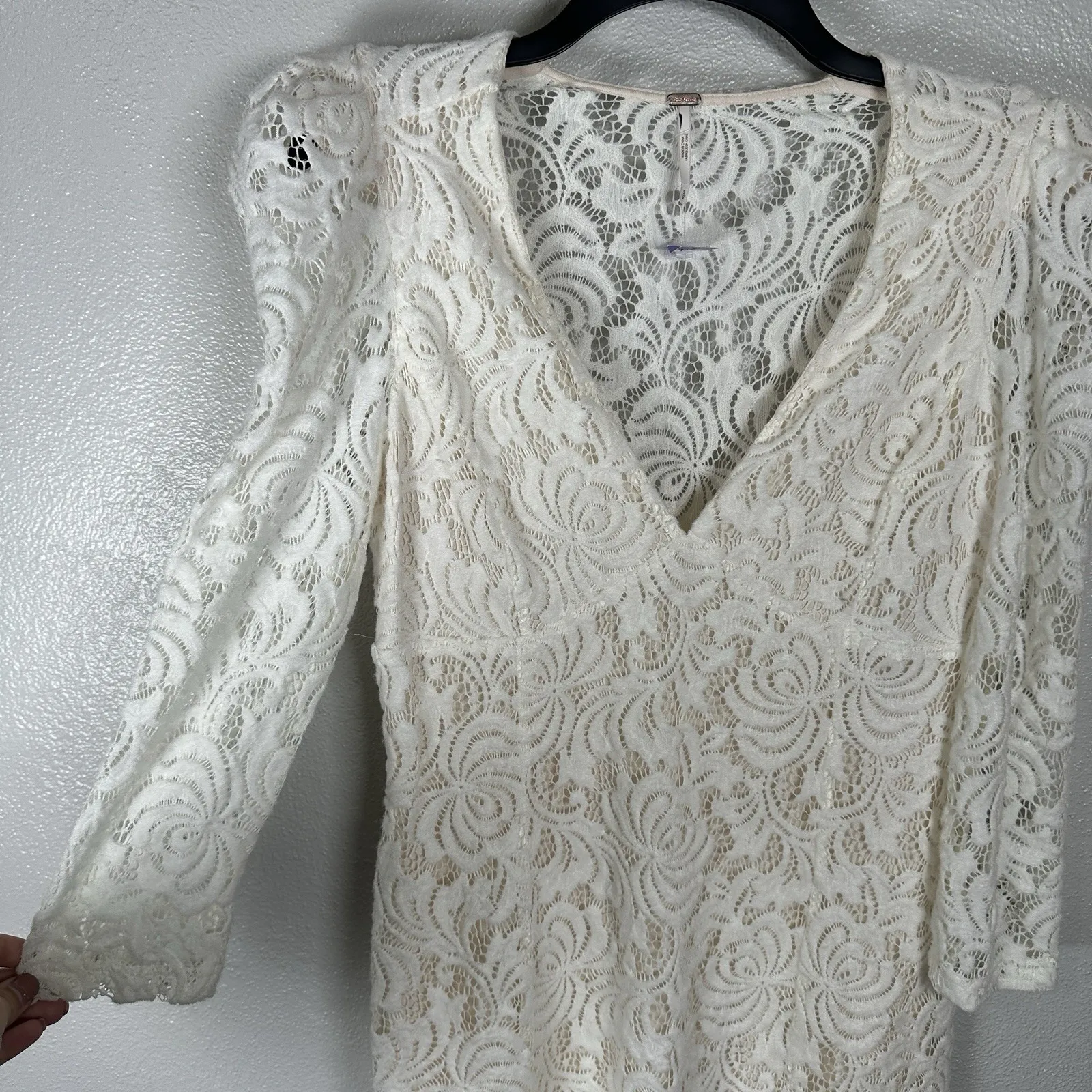 Free People Ivory Lace Long Sleeve Vneck Mini Dress Size Small Bridal Graduation - Image 3