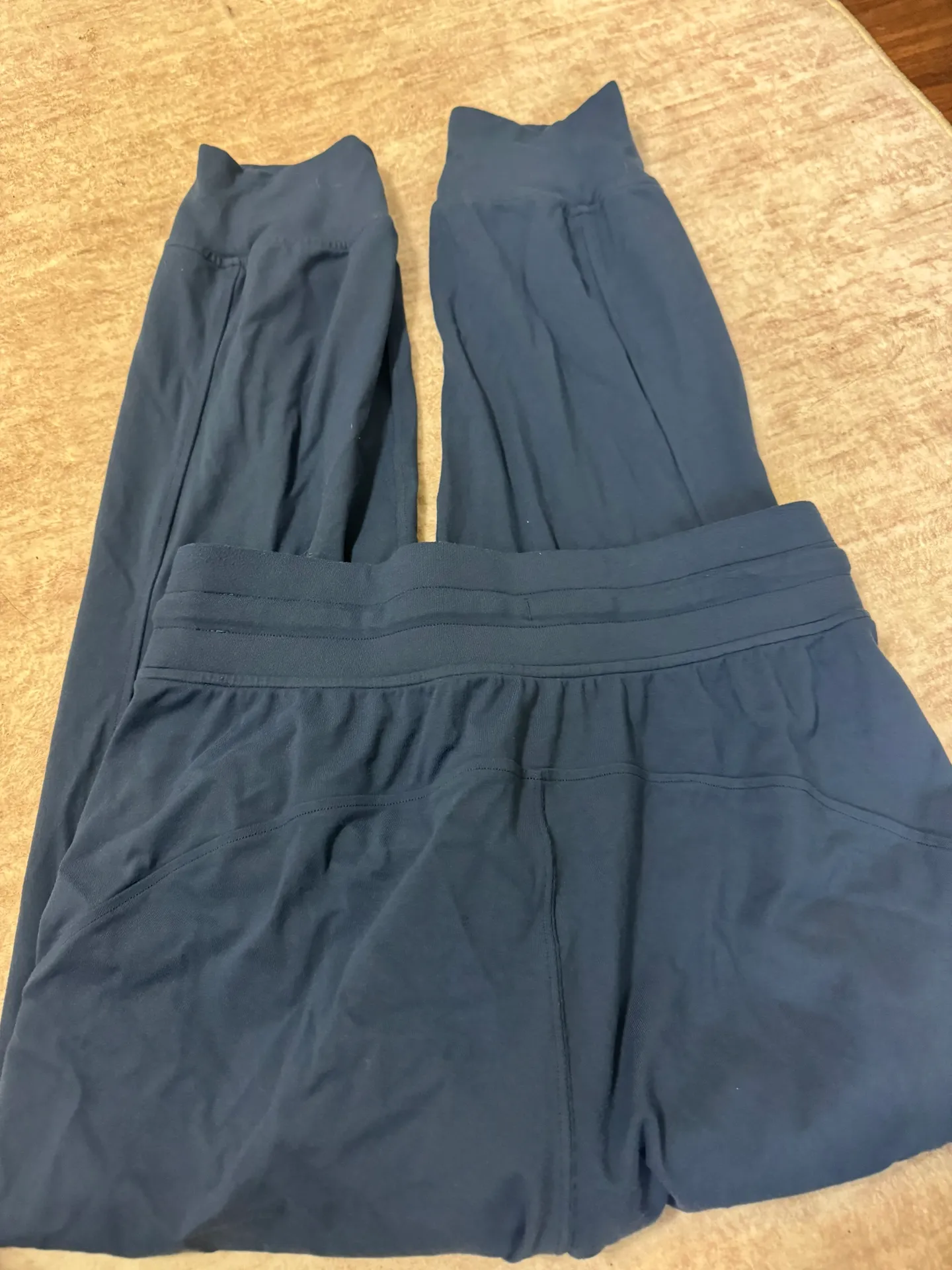 Ready To Rulu Joggers size 4 - Image 3