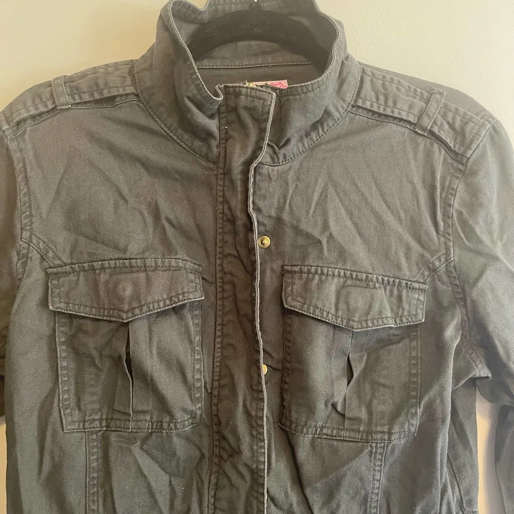 Candie's Army Green Utility Jacket Size Large - Image 3