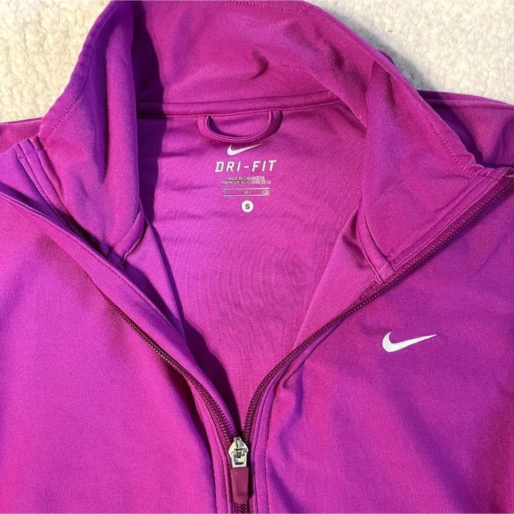 Nike NWOT Women's  Purple Full Zip Jacket - Image 5