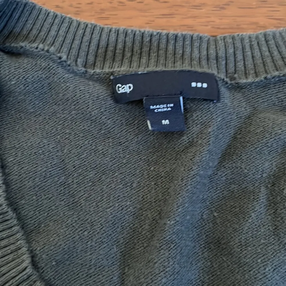 Gap | Dark Gray Cardigan Medium 3/4 Sleeve 100% Cotton - Image 3