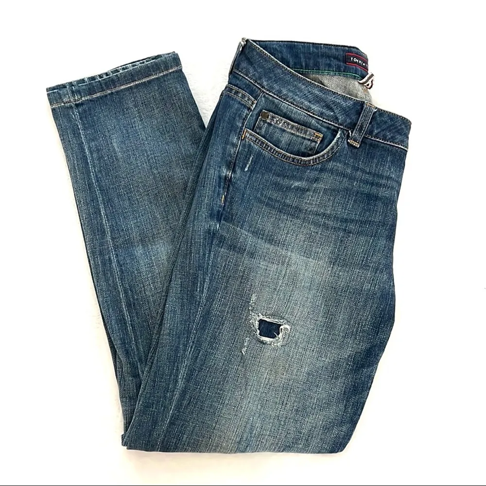 Tommy Hilfiger  Women’s Patchwork Boyfriend Cropped Jeans - Image 7