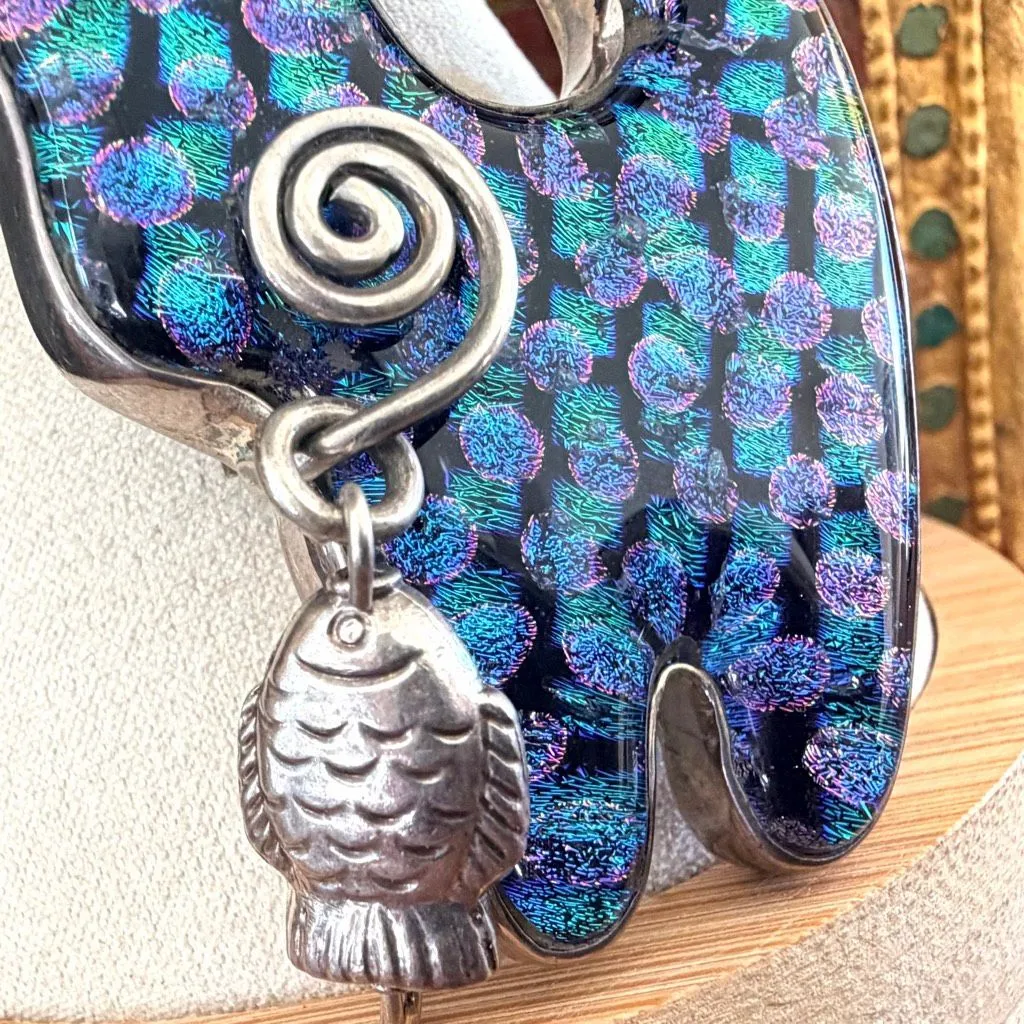 Linda Shull “Boots the Cat” Dichroic Glass Sterling Brooch Pendant - Image 4