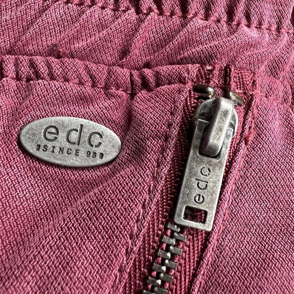 edc Since 98 womens maroon Drawstring Casual button hem pants w/pocket|SZ:32 Reg Purple Size undefined - Image 11