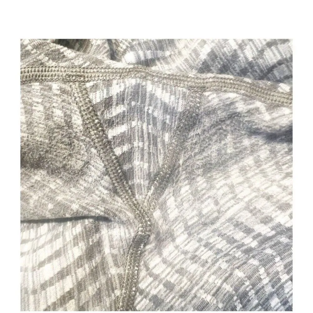 Lululemon Wunder Under High Rise Leggings Cropped Size 6 Chevron Stripe Print - Image 8