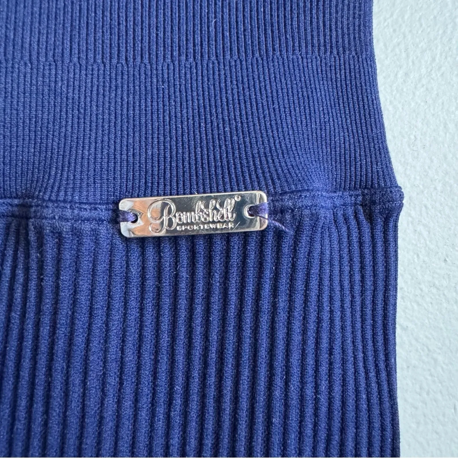 Bombshell Sportswear Dip Dye Seamless Leggings in Navy Lilac Size XS/S - Image 5